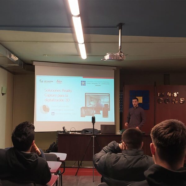 CHARLA SOBRE EL USO Y APLICACIONES DEL LASER ESCANER POR PARTE DE LEICA GEOSYSTEMS
