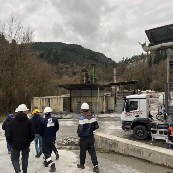 VISITA DE 2º CONSTRUCCION A LA PLANTA DE HORMIGÓN DE HORMIGONES SOPUERTA