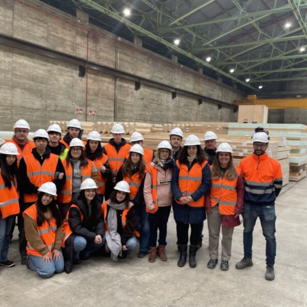 ALUMNADO DE PROYECTOS DE EDIFICACION VISITAN LAS INSTALACIONES DE EGOIN